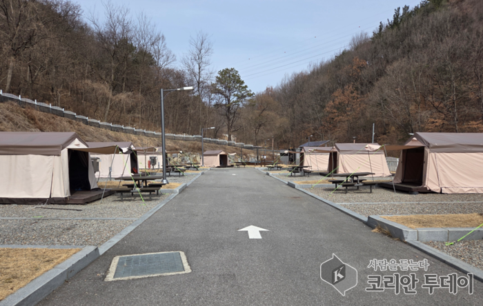 전월산 캠핑장, 재개장 한 달 만에 절반 이상 채웠다