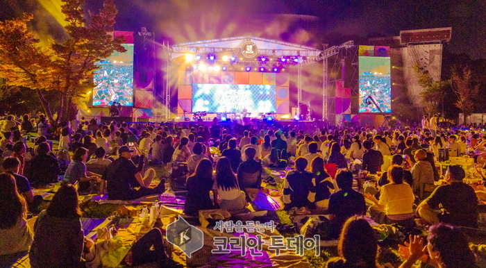 예술인 살리고, 시민이 즐기고, 문화예술이 흥한다!
