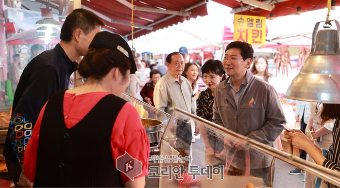 추석 앞두고 용인중앙시장 방문… 상인·시민들과 소통