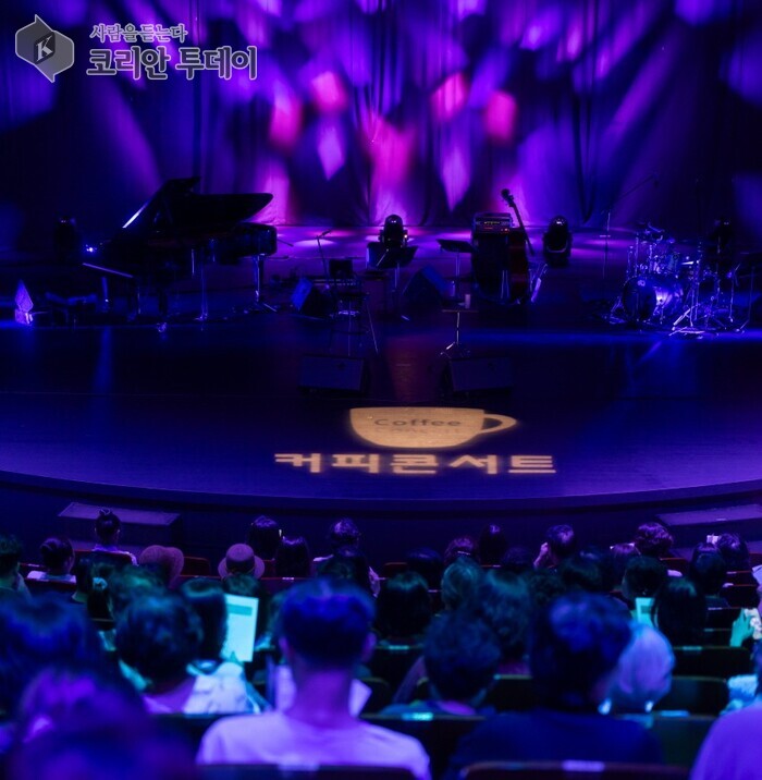 인천문화예술회관, 10월 커피콘서트Ⅷ. 바리톤 노현우와 피아니스트 정태양의 만남