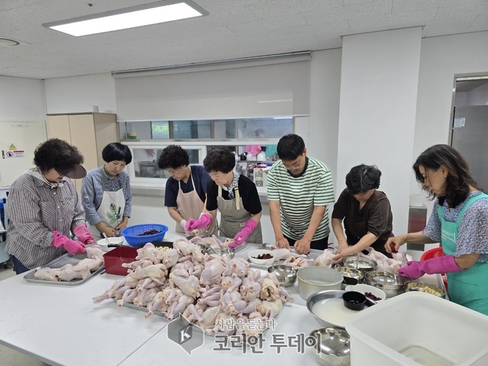 성동구 사근동, ‘말복맞이 건강지킴이’ 삼계탕 나눔