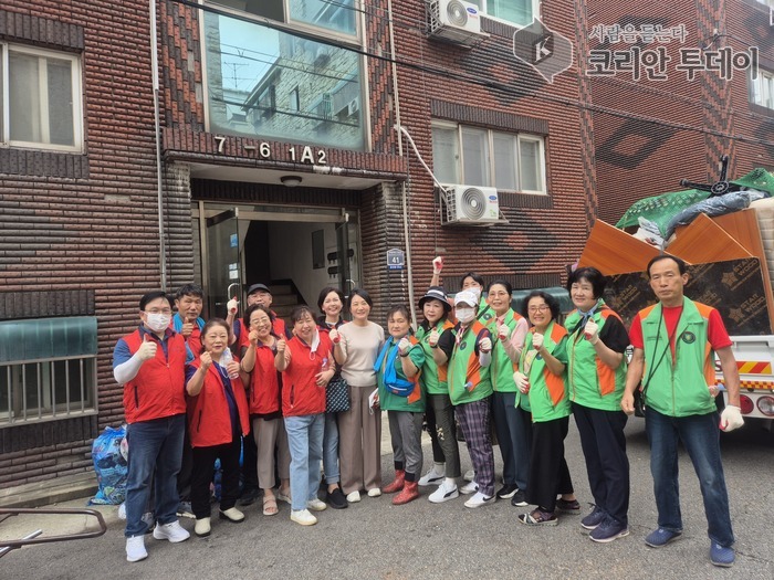갈산1동 자생단체, 집중호우 피해 주민 위해 수해 복구 지원