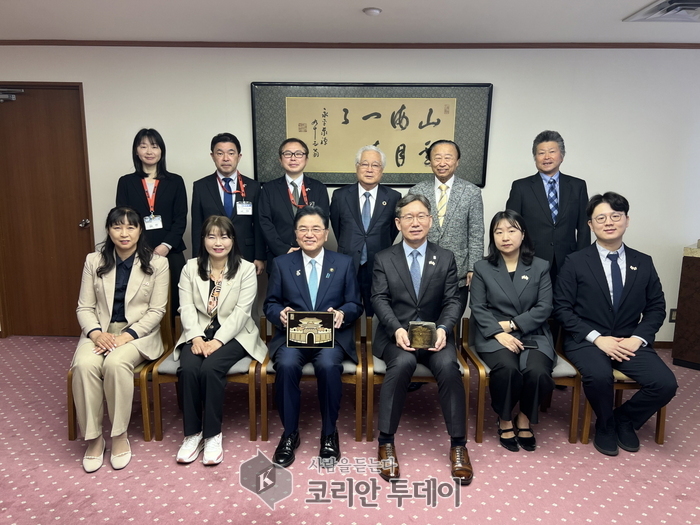 수원시 대표단, 우호 도시 ‘일본 후쿠이시’ 벚꽃축제 공식 초청 방문