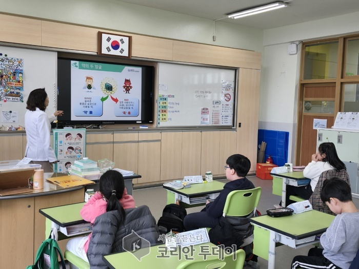 성동구, ‘의약품 안전사용 교육’ 본격 시행…미래세대 보호 앞장