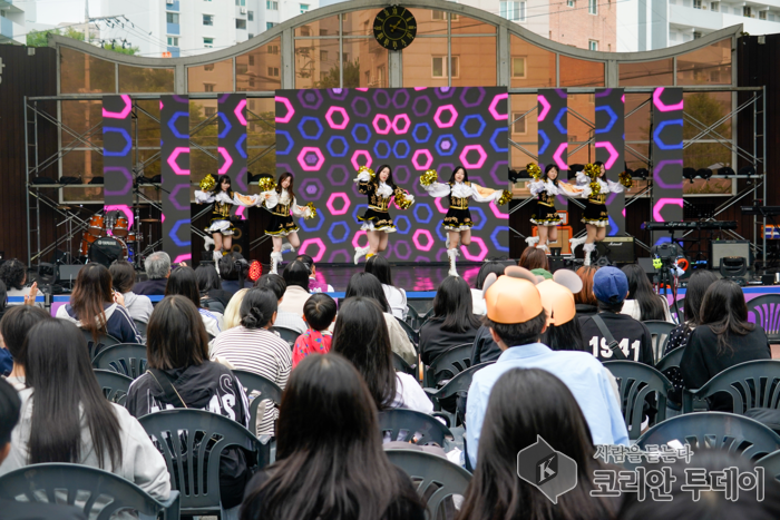 [WIA Languages Day 28/221] 로만슈어 – 알프스 계곡에 울리는 2천 년의 메아리