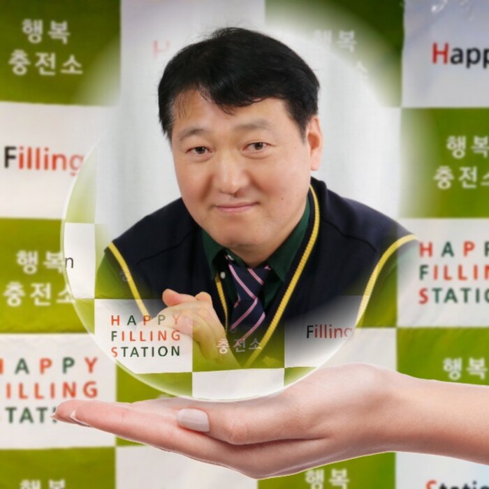 운봉 김한식 시인, 사랑과 인생을 담은 서정의 향기