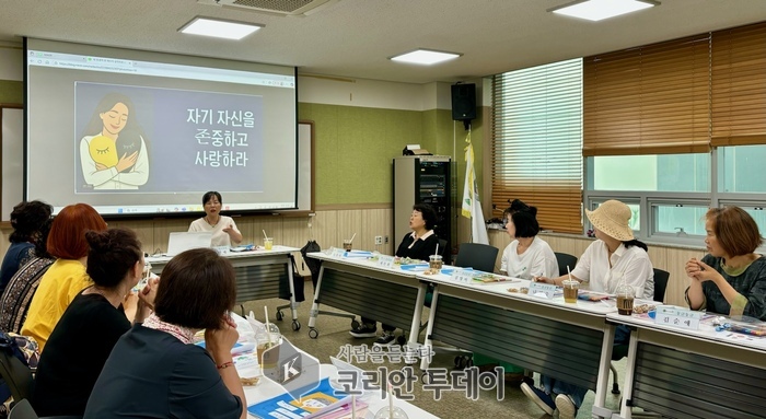글로 만나는 새로운 인생, 부평6동 중장년 여성들의 특별한 도전