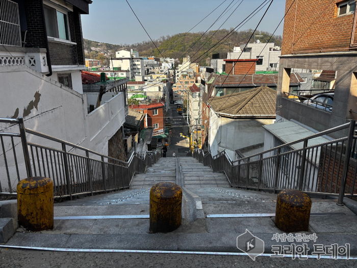 가파른 계단길, 이제는 엘리베이터로… 강서구 화곡동에 승강편의시설 들어선다