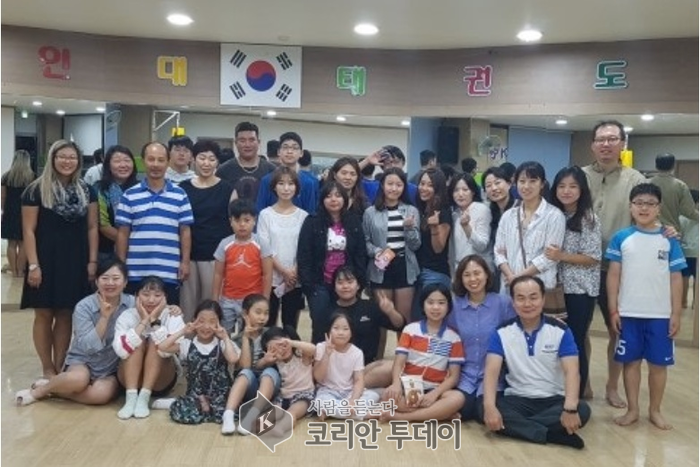"외국어, 놀면서 즐겁게 배우세요" – 싱싱샘 노종숙 강사, ‘피플인사이트’ 인터뷰 화제