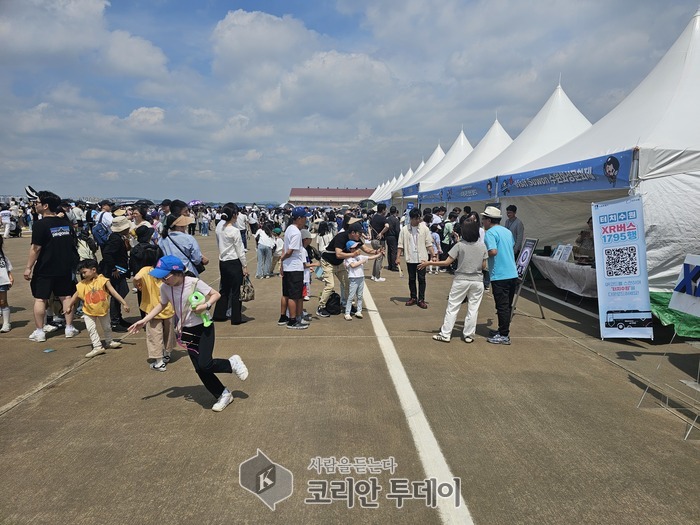 수원시, ‘공군 스페이스 챌린지 2025 in 수원’ 행사에서 수원시 홍보존 운영