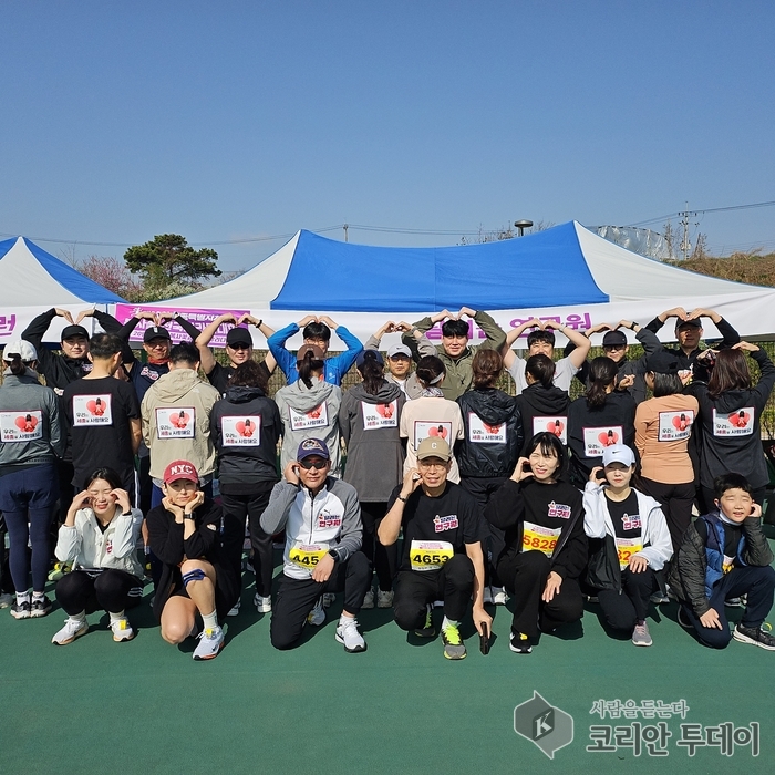 세종보건환경연구원, 마라톤으로 뛴 세종사랑…전원 완주로 화합 다져