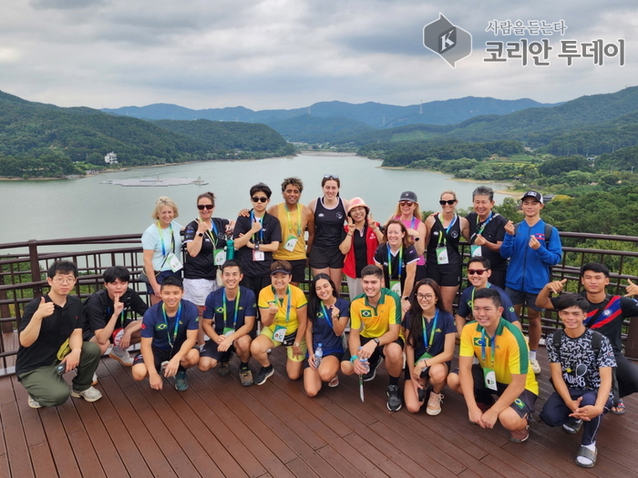 세계소프트테니스선수권대회 참가 선수단 대상 안성 투어버스 ‘인기 만점’