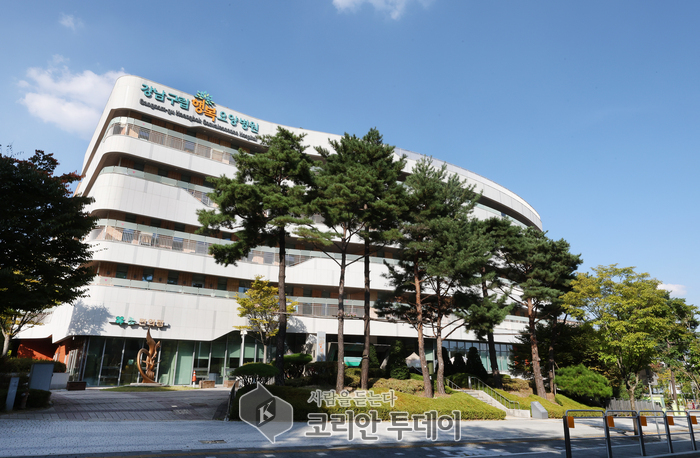 강남구립 행복요양병원, 치매·재활 특화로 새 단장… 첨단 재활로봇도 도입