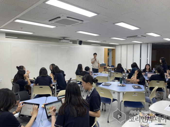 “민주주의는 교실에서부터”… 중학생 대상 주민참여예산학교 운영, 고양시