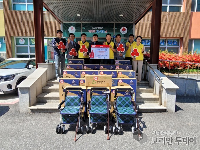 조치원로타리클럽, 실버카 17대로 어르신 발걸음에 날개 달다