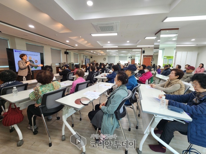 강남구 일원1동, 어르신 학대예방교육 성료… 실질적 대처법까지 안내