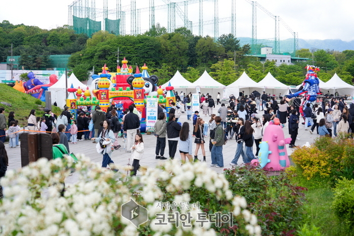 아이들 웃음꽃 활짝…제2회 강북구 어린이날 대축제 ‘성황’