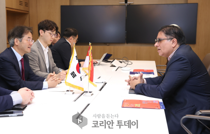 콜드플레이는 고양에서 공연, 잠은 서울에서…고양시