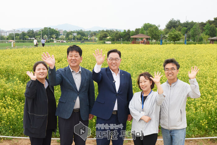 양주시, 노란 물결 속 봄맞이…나리농원 유채꽃밭 9일간 무료 개방