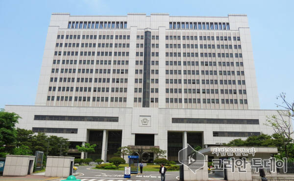 문 안 잠긴 노인보호센터 빠져나간 80대 수로 빠져 익사…센터 원장 벌금형