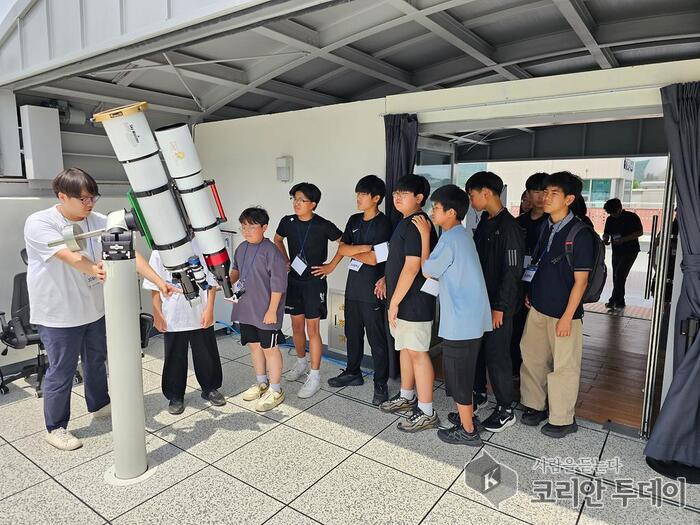태양의 극대기, 강화에서 가장 가까이 만난다