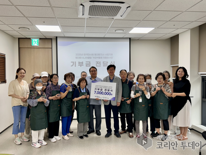 버려지던 커피박, 어르신 손에서 ‘보물’로…친환경 일자리 창출