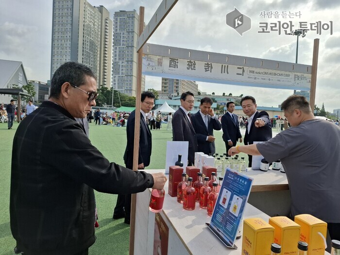 인천항, 북중국발 드림호 첫 입항 환대행사 개최… 2,600명 크루즈 관광객 상륙으로 지역소비 촉진