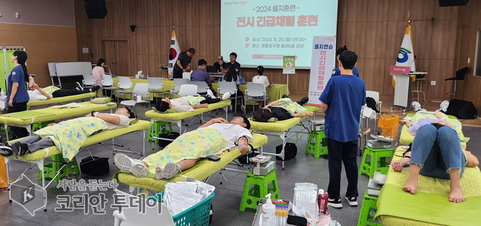 Emergency blood collection training conducted in preparation for exhibition… Real-life training for stable blood supply