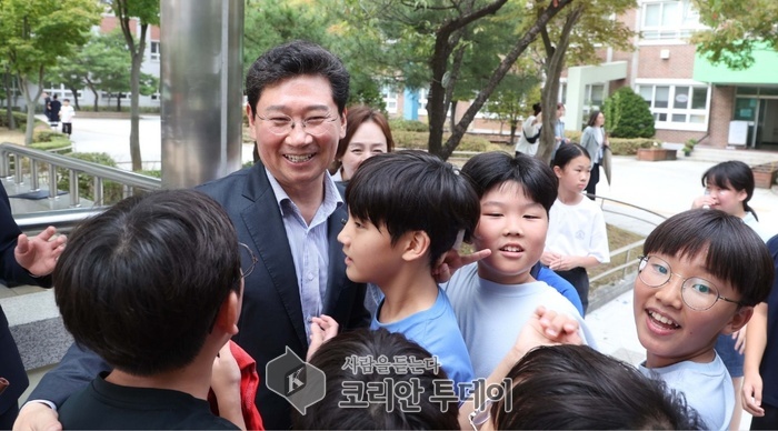 고림초 정문 확장 현장 점검 및 학생 운동회 응원