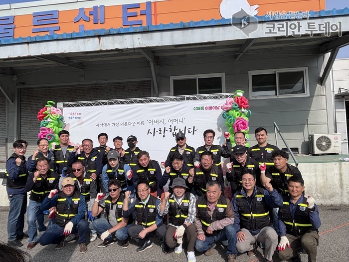 동두천시 상패동 어버이날, KSC 2중대 봉사단의 따뜻한 손길로 더욱 빛났다